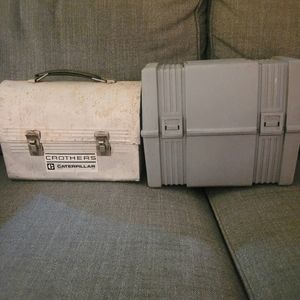 2 vintage lunch boxes